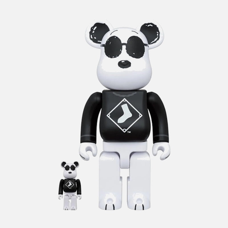 Bearbrick Mlb X Peanuts Snoopy (White Sox) 100% & 400% Set