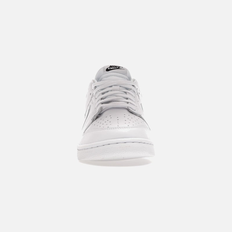 nike dunk low triple white (2021) (w)