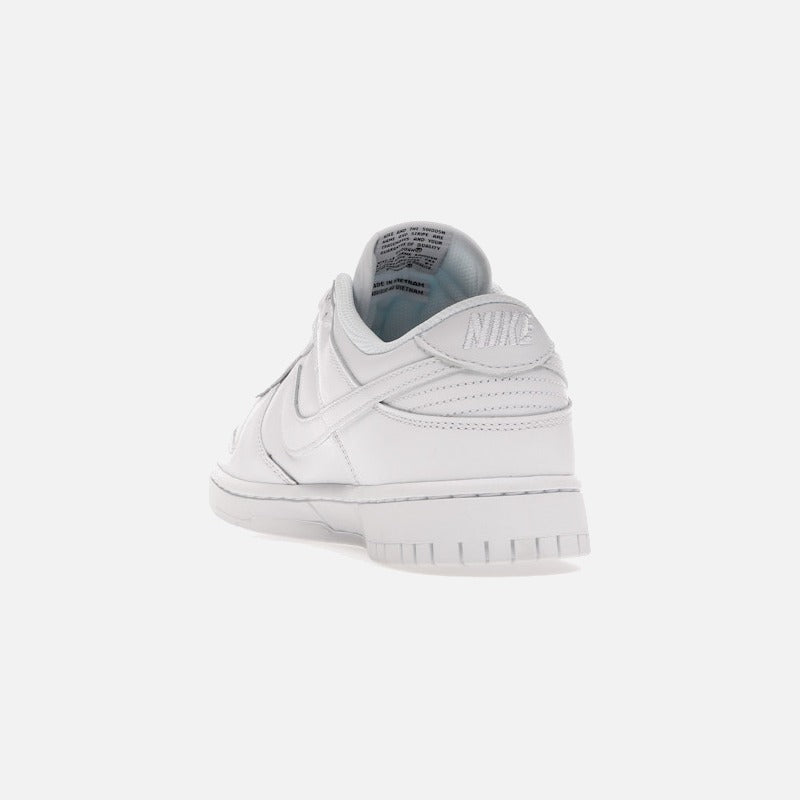 nike dunk low triple white (2021) (w)