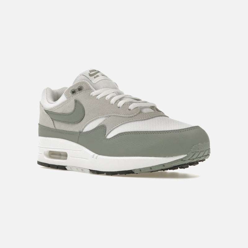 nike air max 1 white mica green