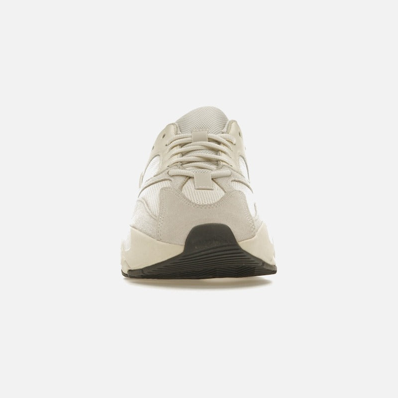 Adidas Yeezy boost 700 Analog