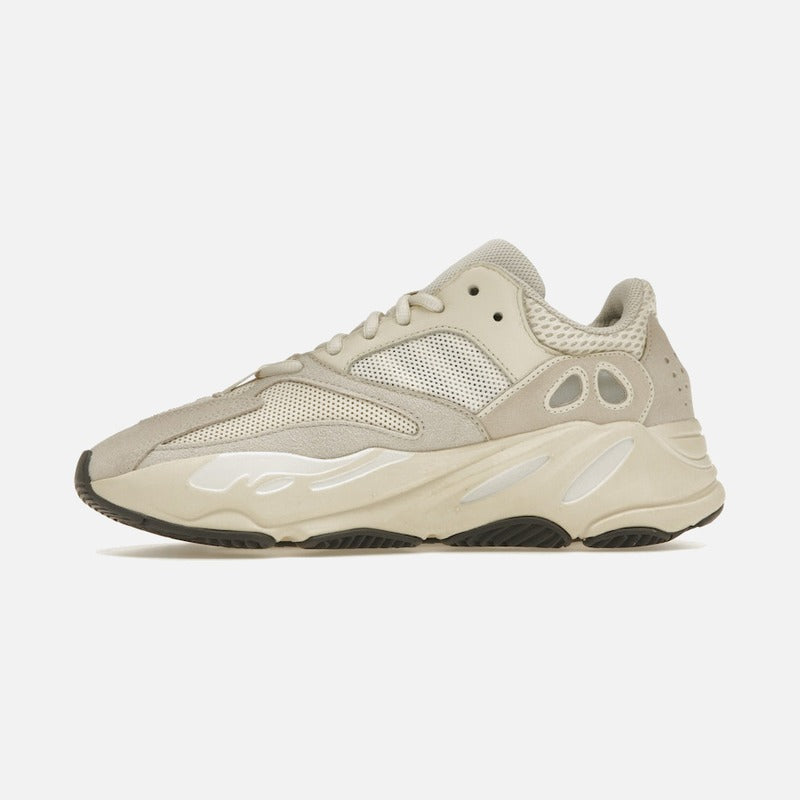 Adidas Yeezy boost 700 Analog