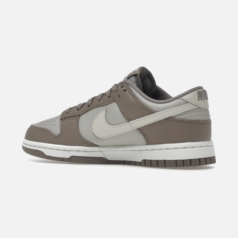 nike dunk low bone beige (w)