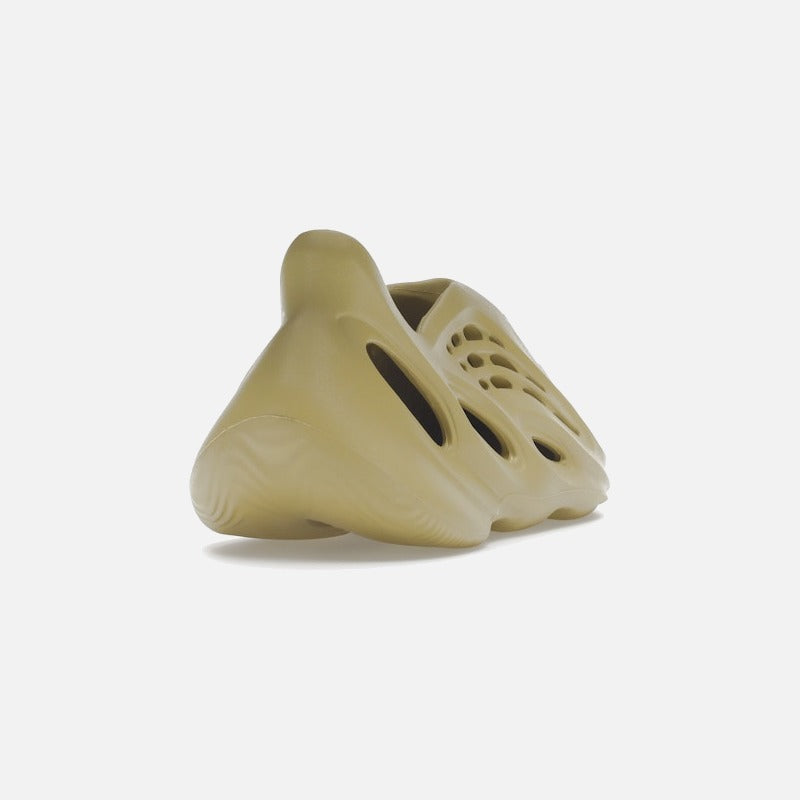 adidas yeezy foam rnnr sulfur