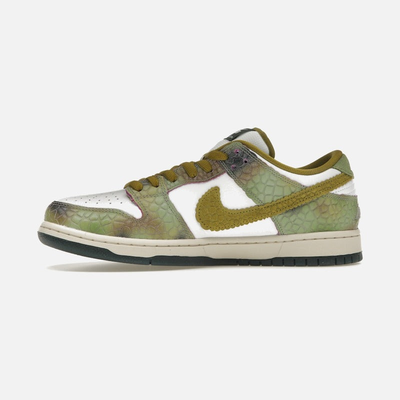 Nike Sb Dunk Low Alexis Sablone Chameleon