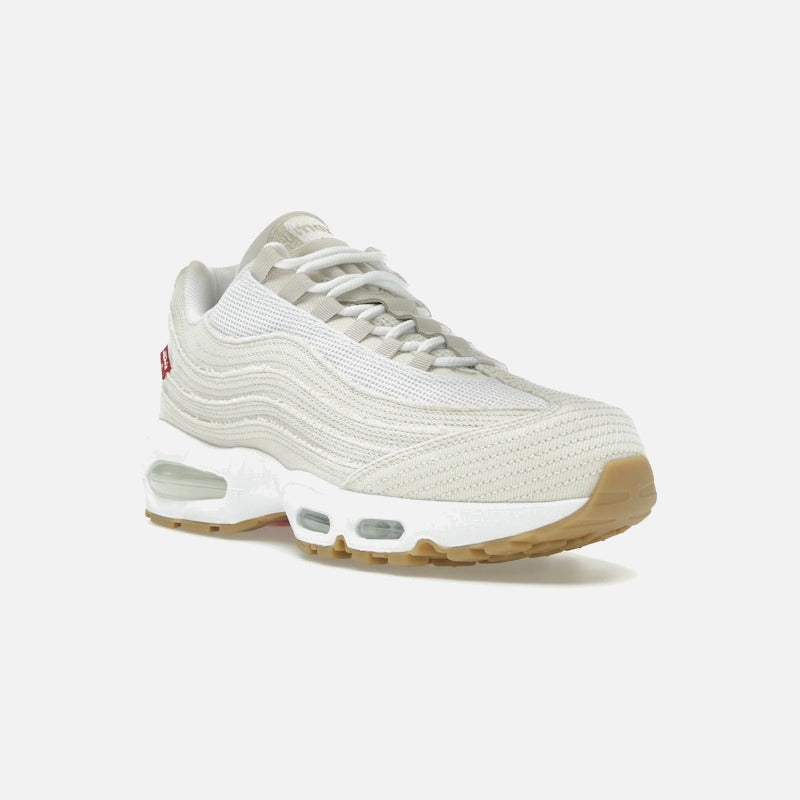 Nike Air Max 95 OG x Levi’s “Light Orewood Brown”