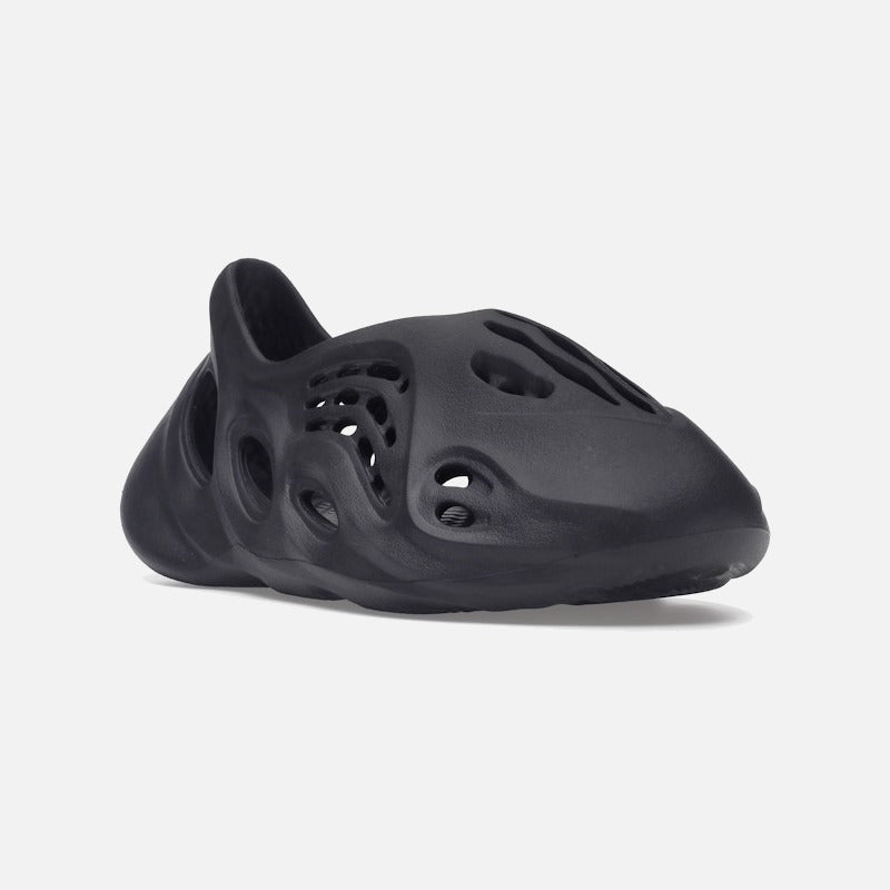 adidas yeezy foam rnr onyx