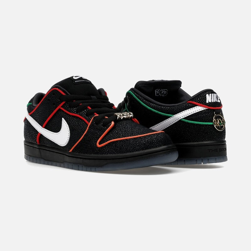 Nike SB Dunk Low Bronx Girls Skate