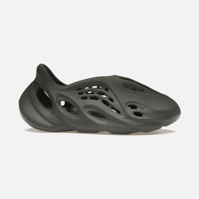 adidas yeezy foam rnr carbon