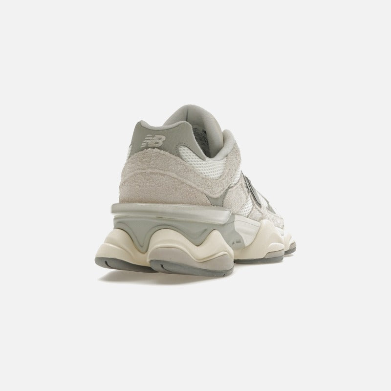 new balance 9060 moonbeam sea salt