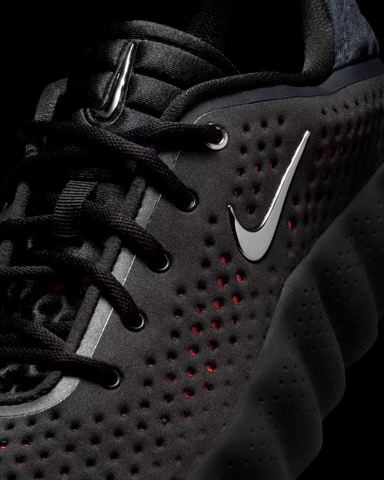 Nike Mind 002 Black Hyper Crimson
