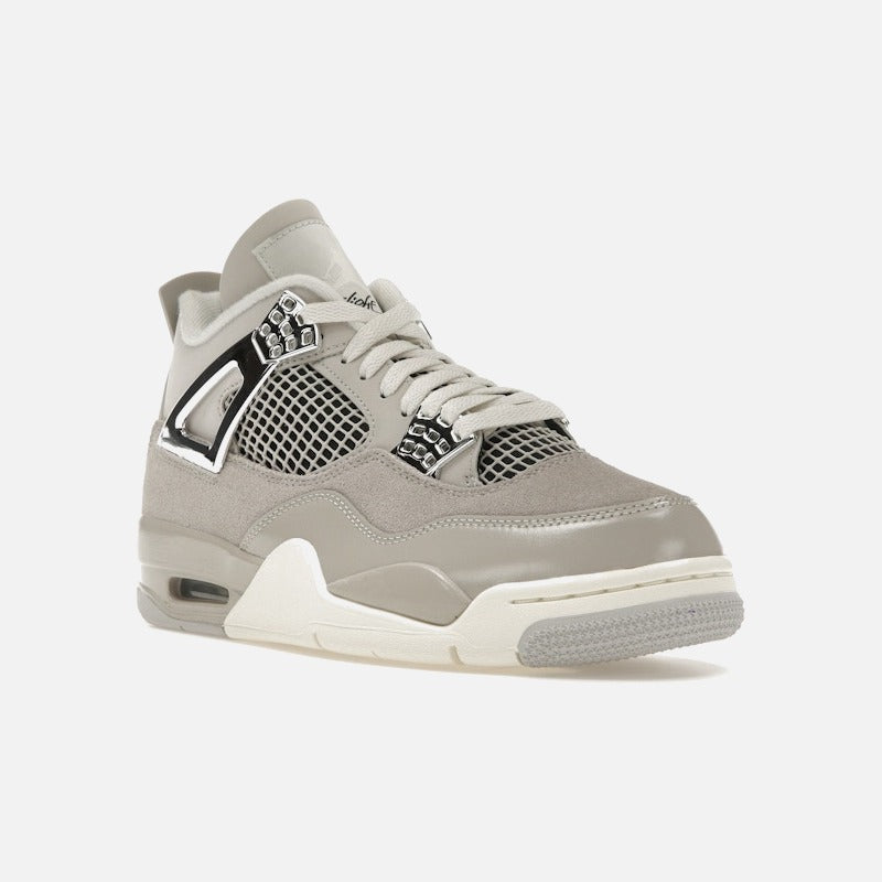 jordan 4 retro frozen moments (women's)