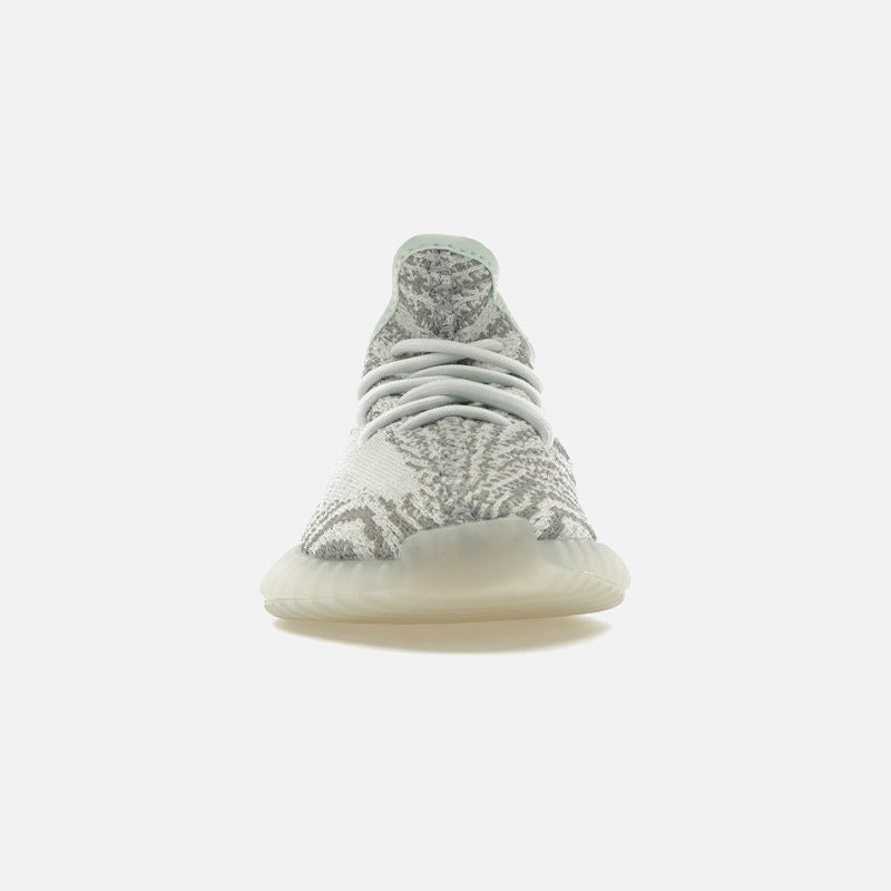 adidas yeezy boost 350 v2 blue tint