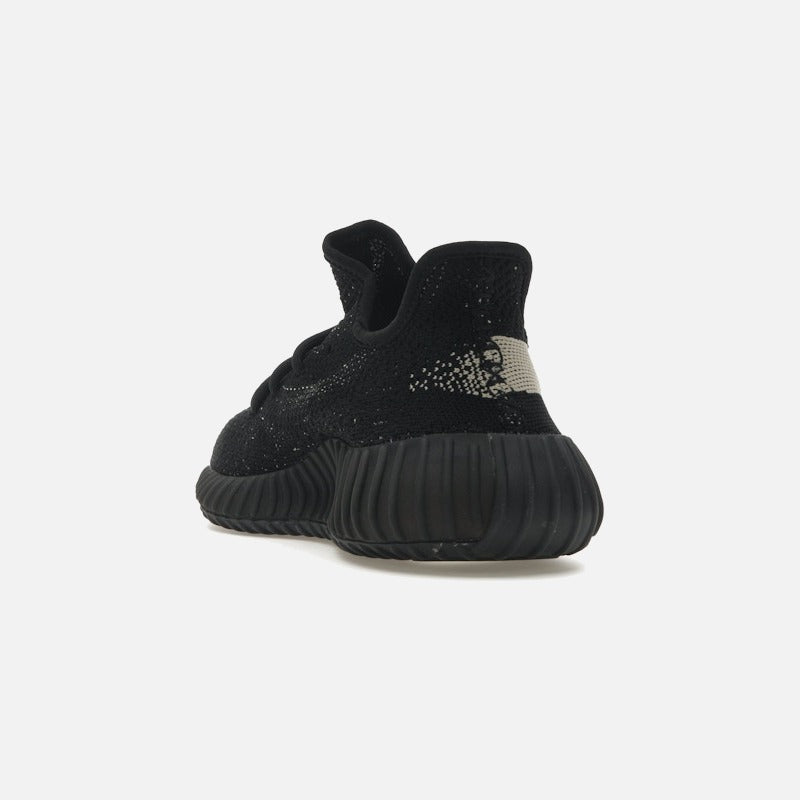 Adidas yeezy boost 350 v2 core black white