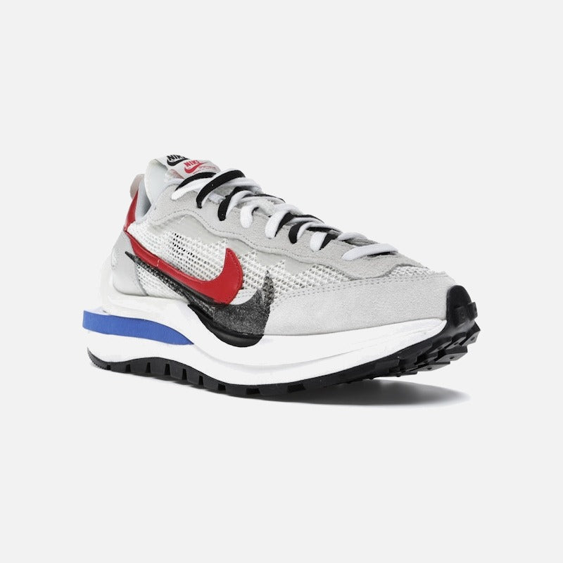 nike vaporwaffle sacai sport fuchsia game royal