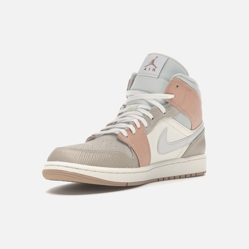 Jordan 1 Mid Milan