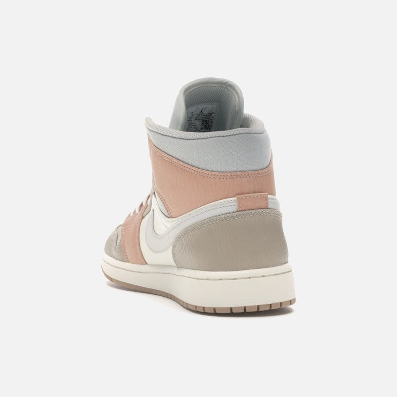Jordan 1 Mid Milan