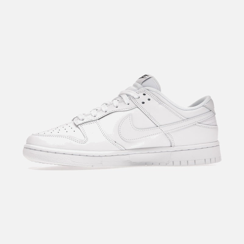 nike dunk low triple white (2021) (w)