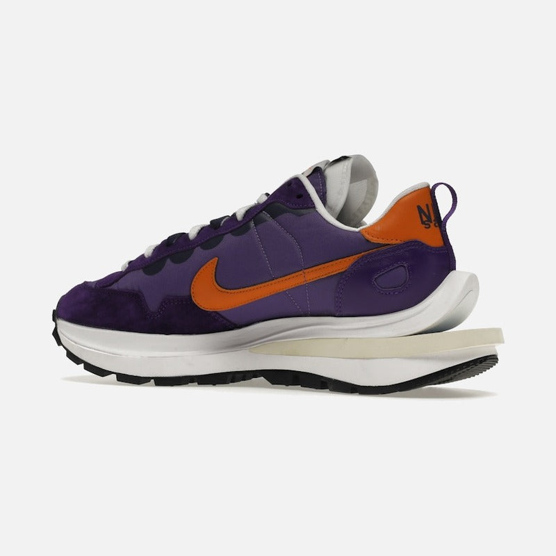 nike vaporwaffle sacai dark iris