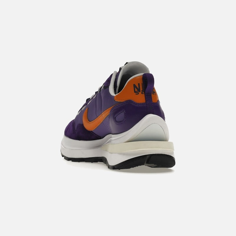 nike vaporwaffle sacai dark iris