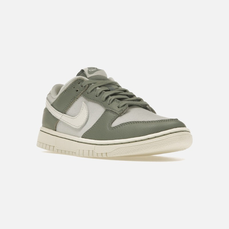 nike dunk low mica green