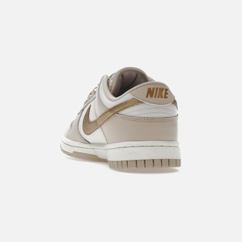 Nike dunk low phantom metallic gold (w)