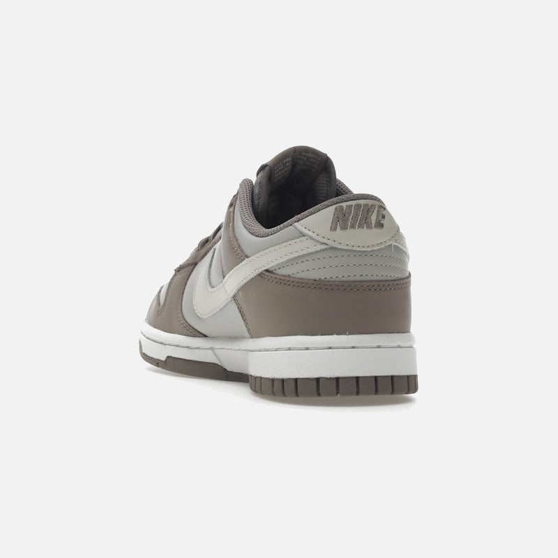 nike dunk low bone beige (w)