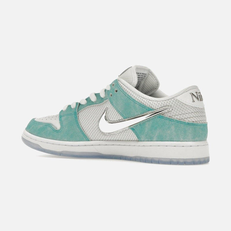 nike sb dunk low april skateboards