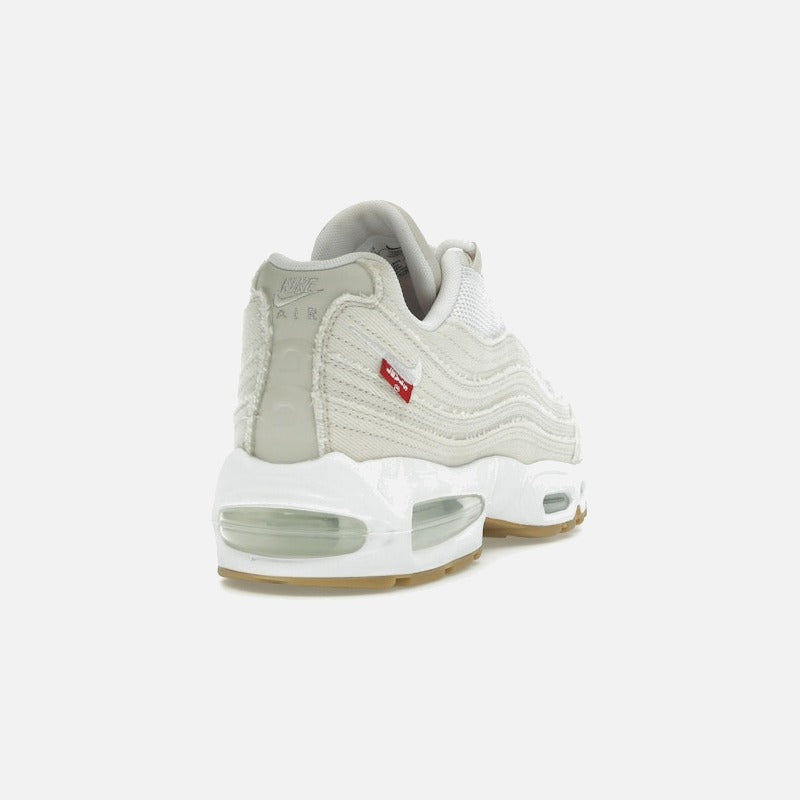 Nike Air Max 95 OG x Levi’s “Light Orewood Brown”