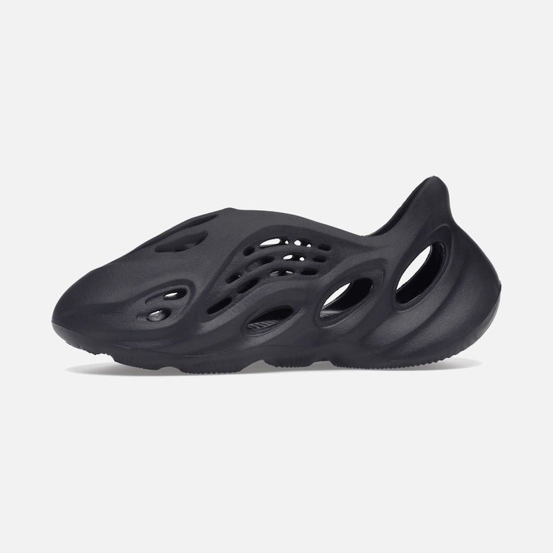 adidas yeezy foam rnr onyx
