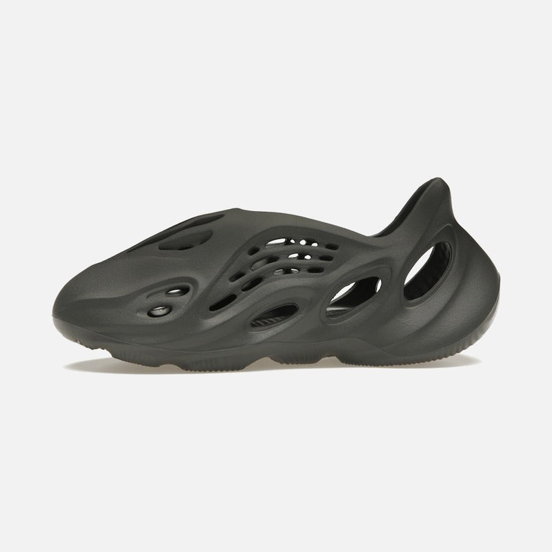 adidas yeezy foam rnr carbon