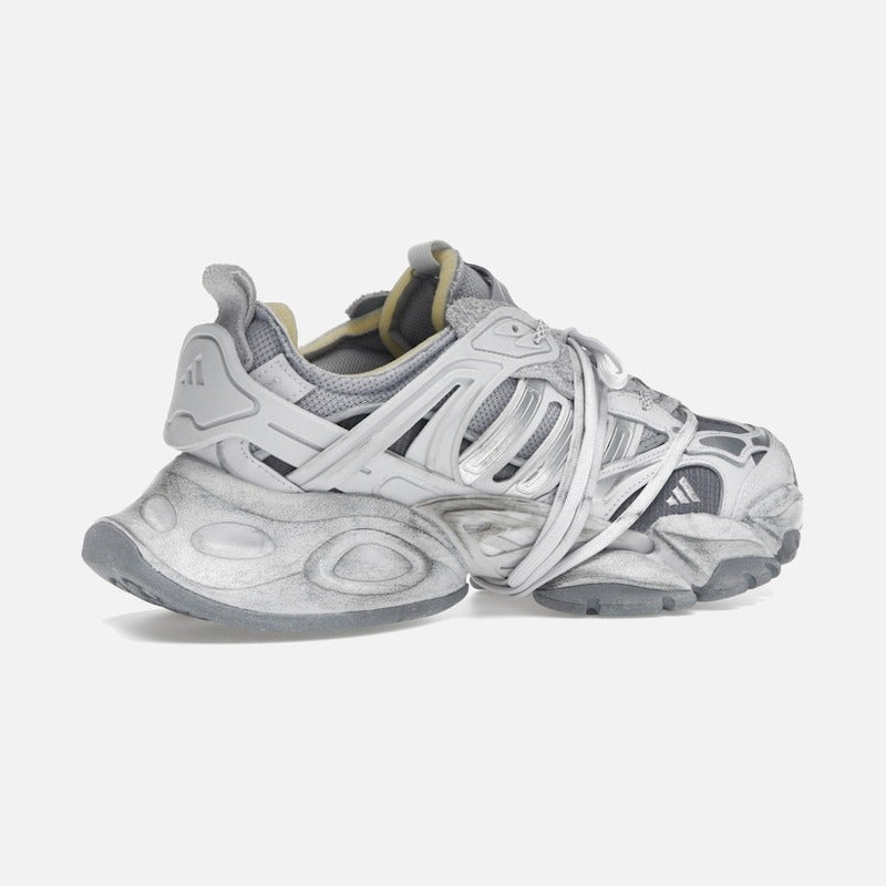 adidas XLG Runner Deluxe Gray
