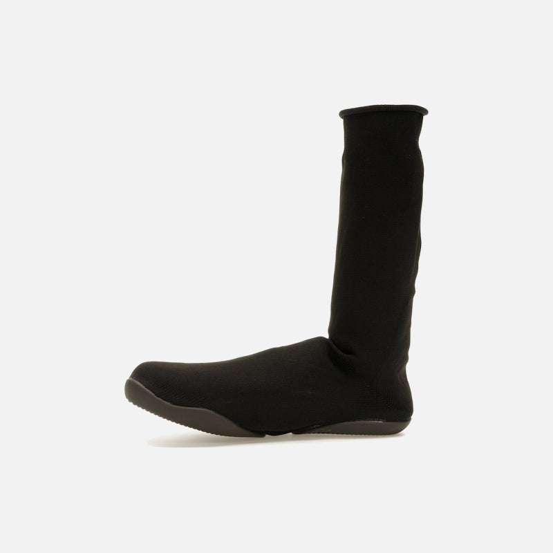 Yeezy Pods Black