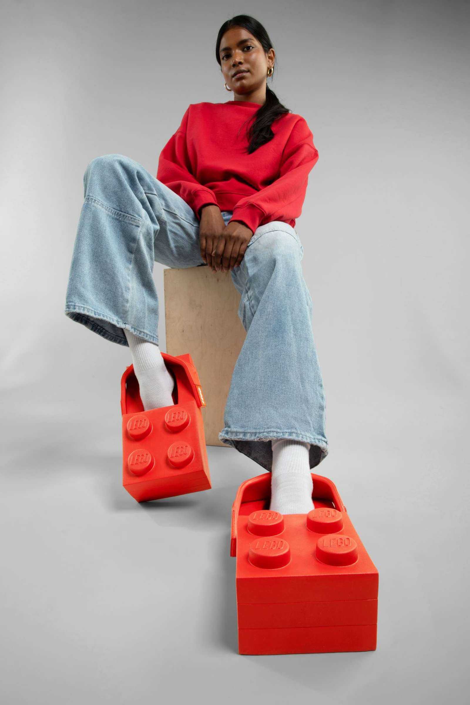 Crocs Brick Clog LEGO Red